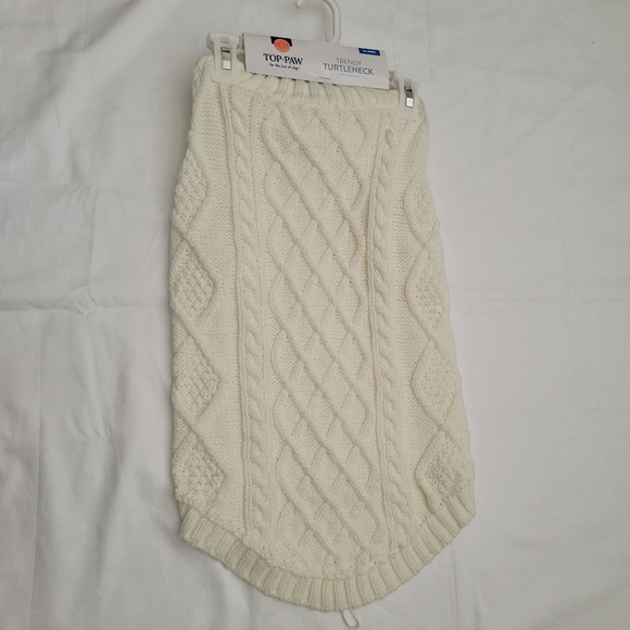 🦮NWT TOP PAW Trendy Turtleneck. Size XLarge. Color Creme - Picture 3 of 13